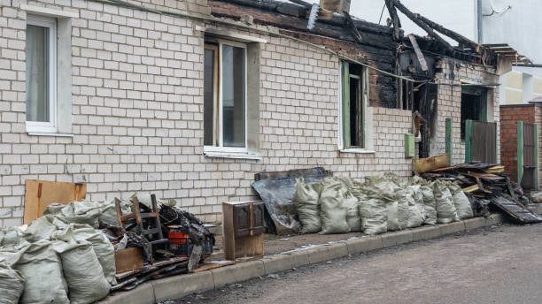24/7 Emergency Smoke Damage Removal experts in Crest, CA